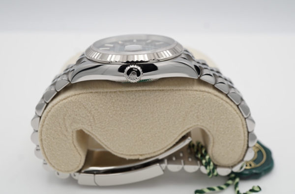BRAND NEW Rolex 126234 DATEJUST 36 FLUTED BEZEL MINT GREEN DIAL JUBILEE BAND 2022 - Image 3