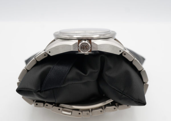 Grand Seiko EVOLUTION 9 SPRING DRIVE GMT TITANIUM SBGE285 2022 COMPLETE SET - Image 3