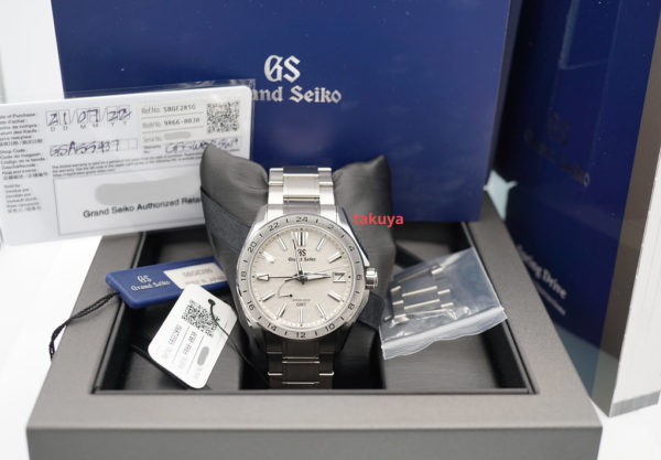 Grand Seiko EVOLUTION 9 SPRING DRIVE GMT TITANIUM SBGE285 2022 COMPLETE SET - Image 2
