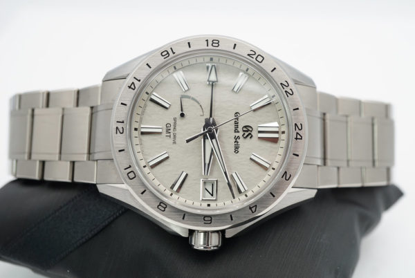 Grand Seiko EVOLUTION 9 SPRING DRIVE GMT TITANIUM SBGE285 2022 COMPLETE SET - Image 9