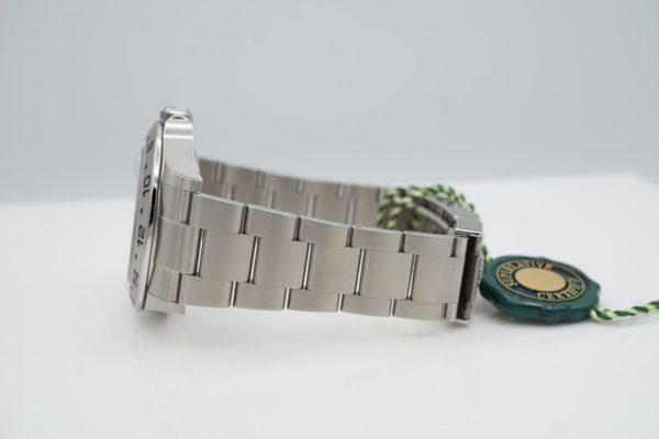 BRAND NEW Rolex 226570 EXPLORER 2 POLAR WHITE DIAL NEW MODEL 2022 FULL SET - Image 5