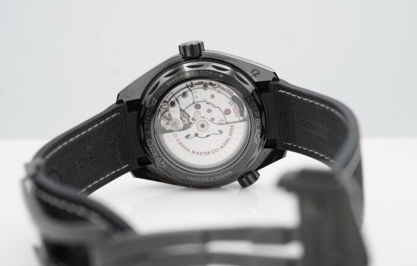 Omega SEAMASTER PLANET OCEAN DEEP BLACK GMT 600M CERAMIC 2021 COMPLETE SET - Image 6