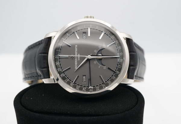 Vacheron CONSTANTIN TRADITIONNELLE COMPLETE CALENDAR WHITE GOLD 2021 FULL SET - Image 9