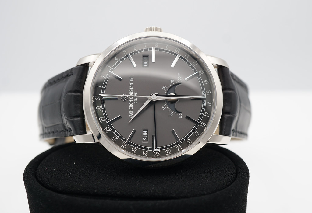 Vacheron CONSTANTIN TRADITIONNELLE COMPLETE CALENDAR WHITE GOLD 2021 ...