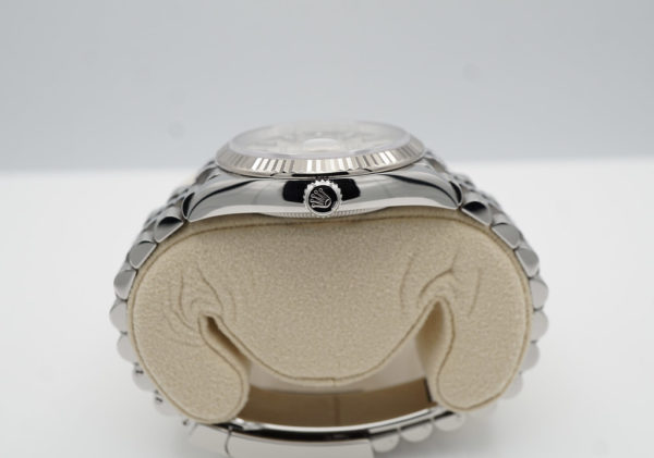 Rolex 126234 DATEJUST 36 FLUTED BEZEL SILVER DIAL JUBILEE BAND 2022 COMPLETE SET - Image 3