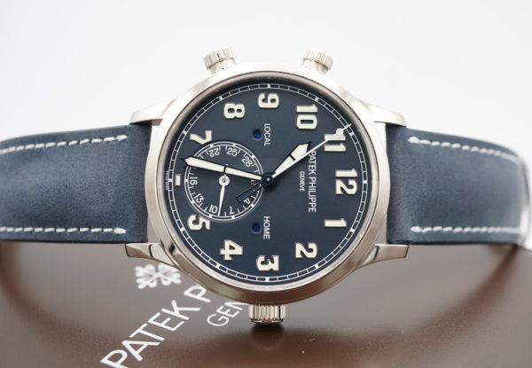 Patek PHILIPPE 5524G CALATRAVA PILOT TRAVEL TIME WHITE GOLD 2021 COMPLETE SET - Image 8