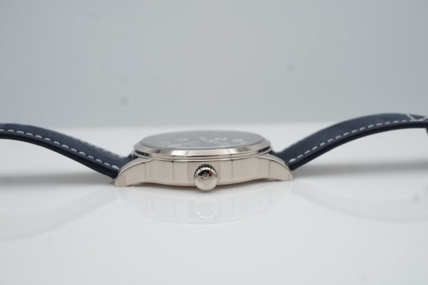 Patek PHILIPPE 5524G CALATRAVA PILOT TRAVEL TIME WHITE GOLD 2021 COMPLETE SET - Image 3