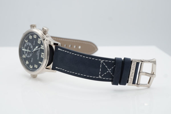 Patek PHILIPPE 5524G CALATRAVA PILOT TRAVEL TIME WHITE GOLD 2021 COMPLETE SET - Image 6