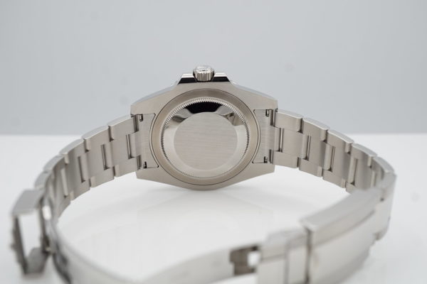 Rolex 116710BLNR GMT MASTER 2 BLACK BLUE BEZEL BATMAN 2020 WARRANTY FULL SET - Image 8