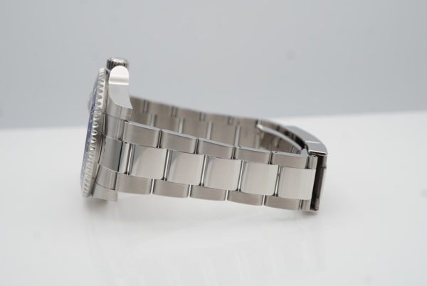 Rolex 116710BLNR GMT MASTER 2 BLACK BLUE BEZEL BATMAN 2020 WARRANTY FULL SET - Image 5