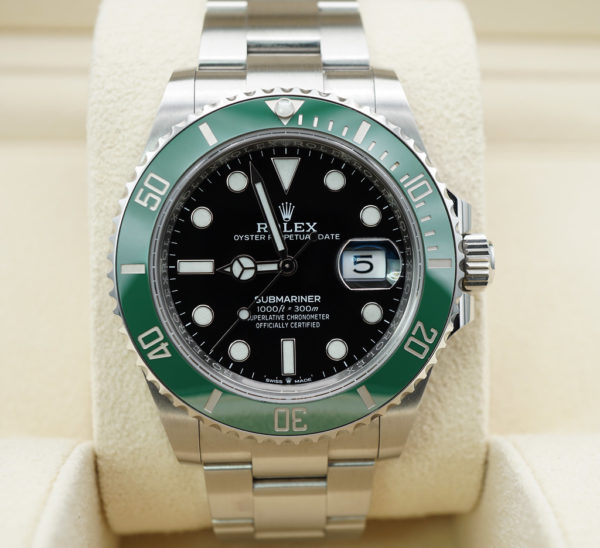 Rolex 126610LV SUBMARINER GREEN BEZEL STARBUCKS 41MM 2022 WARRANTY FULL SET