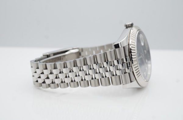 Rolex 126334 DATEJUST 41 FLUTED BEZEL BLUE DIAMONDS DIAL JUBILEE 2022 FULL SET - Image 6