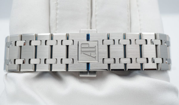 BRAND NEW Audemars PIGUET ROYAL OAK 50TH ANNIVESARY 15550ST ICE BLUE DIAL 37MM 2022 FULL SET - Image 7