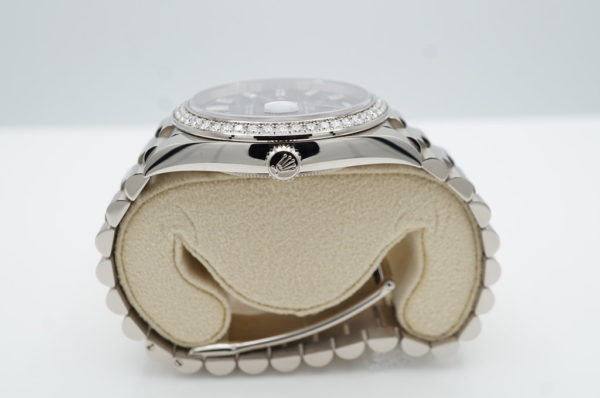 Rolex 228349RBR DAY DATE 40 WHITE GOLD DIAMOND BEZEL BAGUETTE BLACK DIAL 2022 FULL SET - Image 3