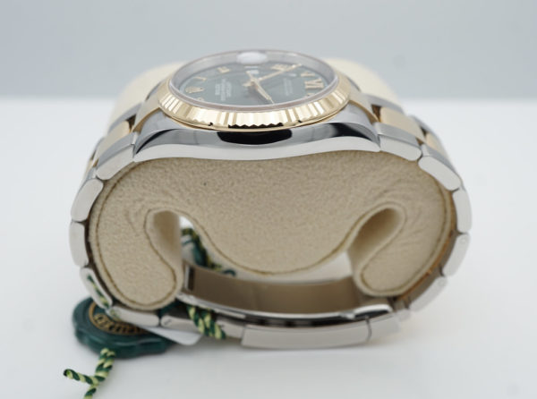BRAND NEW Rolex 126233 DATEJUST 36 YELLOW GOLD STEEL OLIVE GREEN DIAMOND DIAL 2022 FULL SET - Image 4