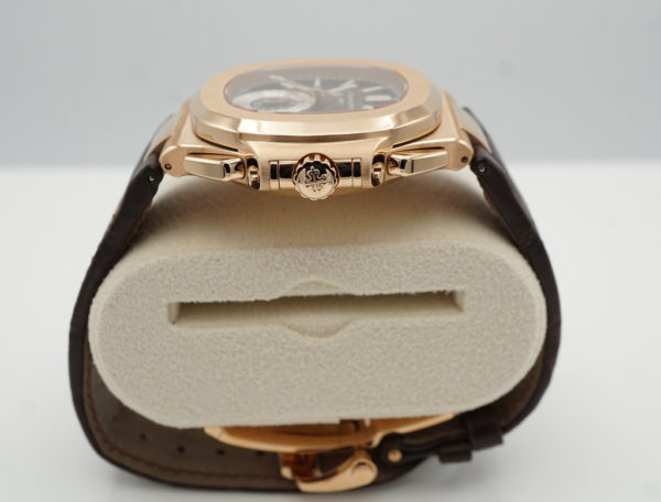 BRAND NEW Patek PHILIPPE 5980R NAUTILUS CHRONOGRAPH DATE ROSE GOLD 2022 COMPLETE SET - Image 3
