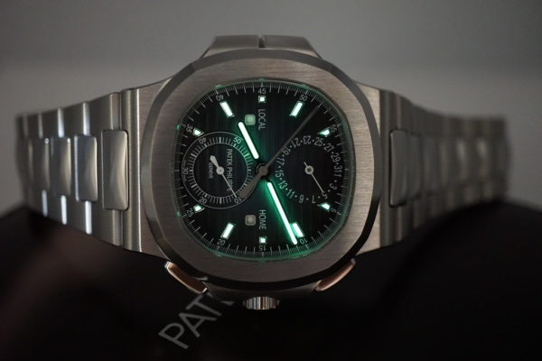BRAND NEW Patek PHILIPPE 5990/1A NAUTILUS CHRONOGRAPH TRAVEL TIME BLUE DIAL 2022 FULL SET - Image 10