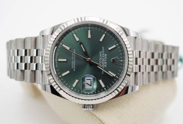 BRAND NEW Rolex 126234 DATEJUST 36 MINT GREEN DIAL JUBILEE BAND 2022 FULL SET - Image 9