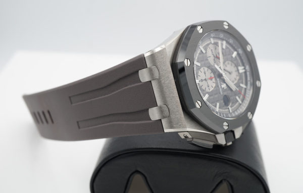 MINT Audemars PIGUET ROYAL OAK OFFSHORE 26400IO TITANIUM BLACK CERAMIC 2020 FULL SET - Image 5