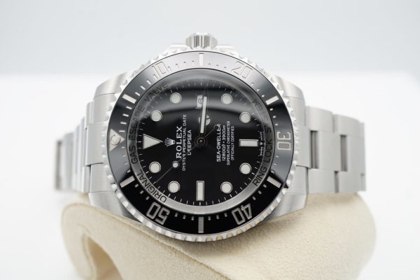Rolex 126660 DEEPSEA DSSD BLACK DIAL NEW MODEL 2022 WARRANTY FULL SET - Image 10
