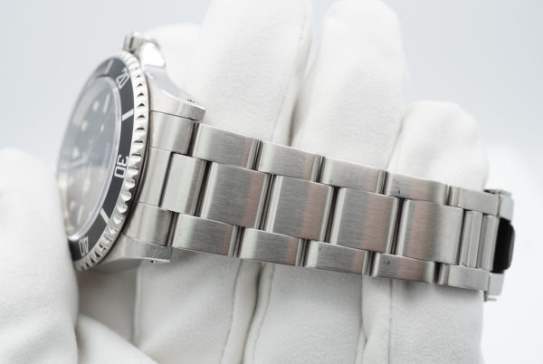 Rolex 14060M SUBMARINER NO DATE 2 LINER DIAL Z SERIAL COMPLETE SET - Image 5