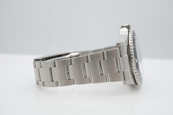 Rolex 124060 SUBMARINER NO DATE 41MM 2022 WARRANTY COMPLETE SET - Image 6