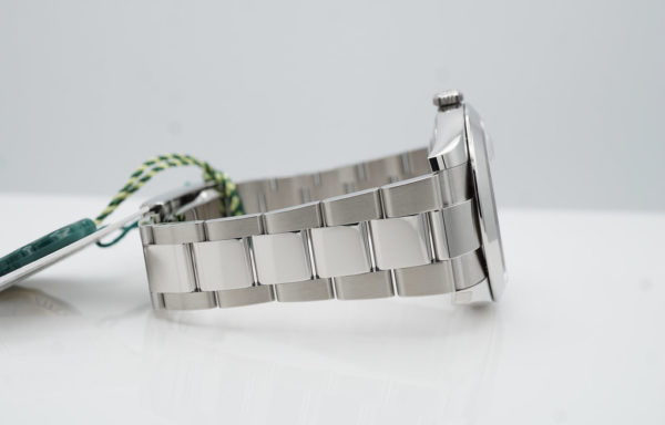 BRAND NEW Rolex 126300 DATEJUST 41 WHITE ROMAN DIAL OYSTER BAND 2023 COMPLETE SET - Image 6