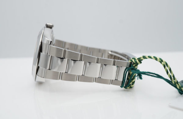 BRAND NEW Rolex 126300 DATEJUST 41 WHITE ROMAN DIAL OYSTER BAND 2023 COMPLETE SET - Image 5