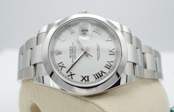BRAND NEW Rolex 126300 DATEJUST 41 WHITE ROMAN DIAL OYSTER BAND 2023 COMPLETE SET - Image 10