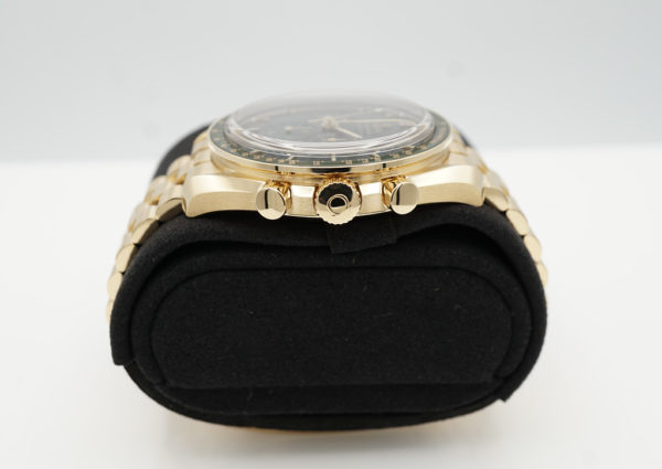 BRAND NEW Omega SPEEDMASTER PROFESSIONAL MOONWATCH MOONSHINE GOLD GREEN DIAL 2023 FULL SET - Image 3
