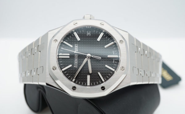 BRAND NEW Audemars PIGUET ROYAL OAK 50TH ANNIVERSARY 15510ST BLACK DIAL 2022 FULL SET - Image 10