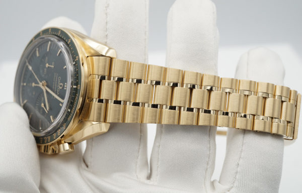 BRAND NEW Omega SPEEDMASTER PROFESSIONAL MOONWATCH MOONSHINE GOLD GREEN DIAL 2023 FULL SET - Image 6