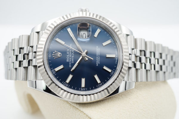 Rolex 126334 DATEJUST 41 FLUTED BEZEL BLUE STICK DIAL JUBILEE BAND 2022 FULL SET - Image 10