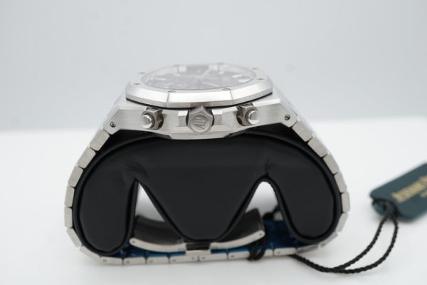 BRAND NEW Audemars PIGUET ROYAL OAK CHRONOGRAPH 26240ST BLACK DIAL 2023 FULL SET - Image 3
