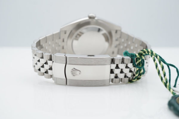 BRAND NEW Rolex 126300 DATEJUST 41 BLUE MOTIF DIAL JUBILEE BAND 2023 COMPLETE SET - Image 7