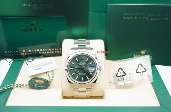 Rolex 126334 DATEJUST 41 FLUTED BEZEL MINT GREEN DIAL 2022 COMPLETE SET - Image 2