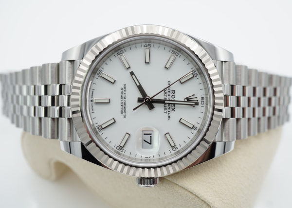 Rolex 126334 DATEJUST 41 FLUTED BEZEL WHITE STICKS DIAL JUBILEE BAND FULL SET - Image 9
