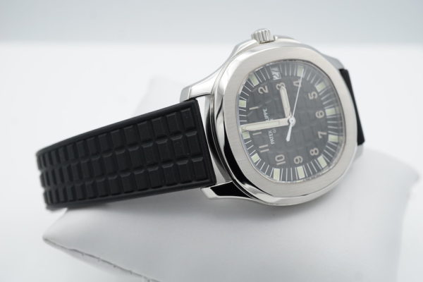 Patek PHILIPPE 5065A AQUANAUT JUMBO STAINLESS STEEL 38MM PATEK SERVICED 2022 BOXES PAPERS - Image 6