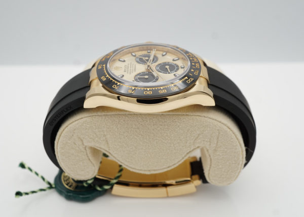 NEW Rolex 116518LN DAYTONA YML YELLOW GOLD CHAMPAGNE BLACK SUB DIAL OYSTERFLEX FULL SET - Image 4