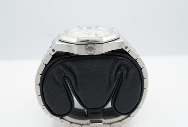 NEW Audemars PIGUET ROYAL OAK 77350ST WHITE DIAL 34MM 2021 COMPLETE SET - Image 3