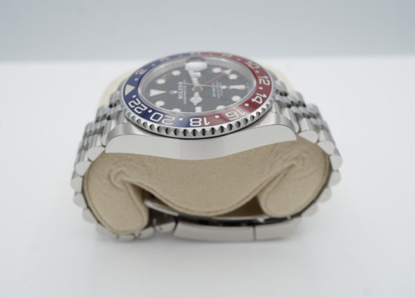 Rolex 126710BLRO PEPSI GMT MASTER II RED BLUE BEZEL JUBILEE 2021 FULL SET - Image 4