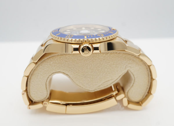 Rolex 126618LB SUBMARINER 18K YELLOW GOLD SUNBURST BLUE DIAL 41MM 2022 FULL SET - Image 4