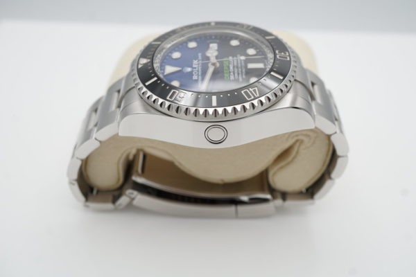 Rolex 126660 DEEPSEA D-BLUE DIAL JAMES CAMERON 2019 WARRANTY FULL SET - Image 4