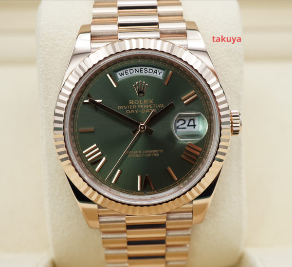 Rolex 228235 DAY DATE 40 18K ROSE GOLD OLIVE GREEN ROMAN DIAL 2018 FULL SET