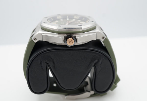 Audemars PIGUET ROYAL OAK OFFSHORE DIVER 15720ST KHAKI GREEN DIAL FULL SET - Image 3