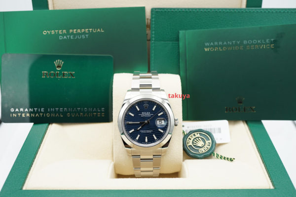 BRAND NEW Rolex 126300 DATEJUST 41 BLUE MOTIF DIAL OYSTER BAND 2022 COMPLETE SET - Image 2