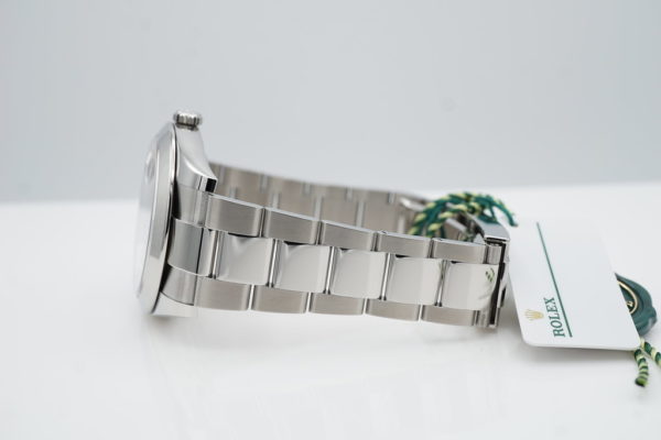 BRAND NEW Rolex 126300 DATEJUST 41 BLUE MOTIF DIAL OYSTER BAND 2022 COMPLETE SET - Image 5