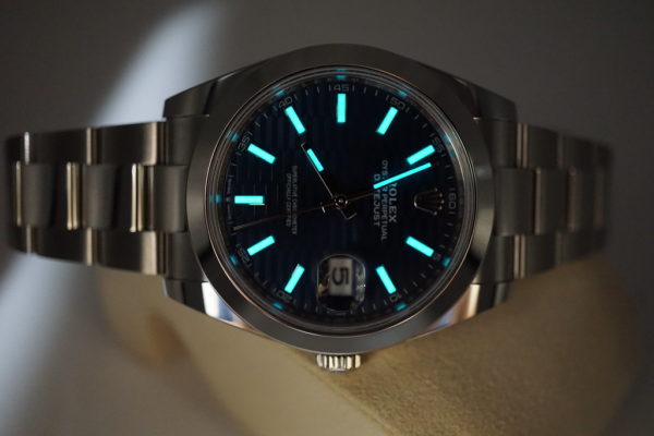 BRAND NEW Rolex 126300 DATEJUST 41 BLUE MOTIF DIAL OYSTER BAND 2022 COMPLETE SET - Image 11