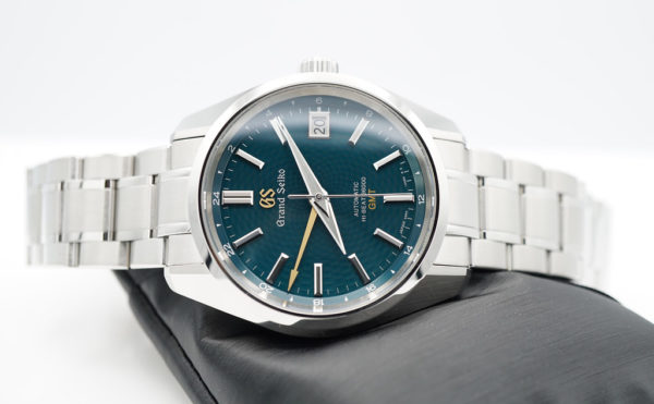 Grand Seiko SBGJ227 PEACOCK GREEN DIAL AUTOMATIC GMT LIMITED EDITION FULL SET - Image 10