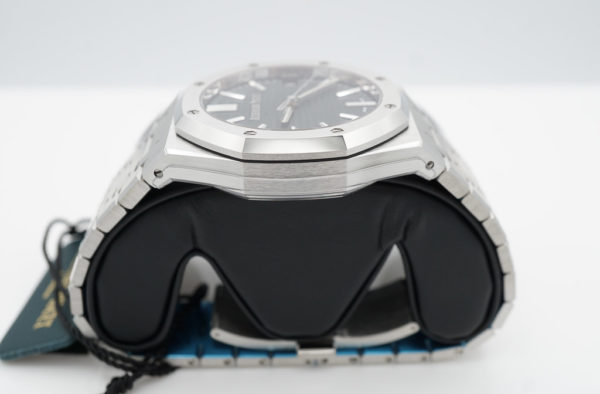 BRAND NEW Audemars PIGUET ROYAL OAK 15510ST STAINLESS STEEL GREEN DIAL 2023 FULL SET - Image 4